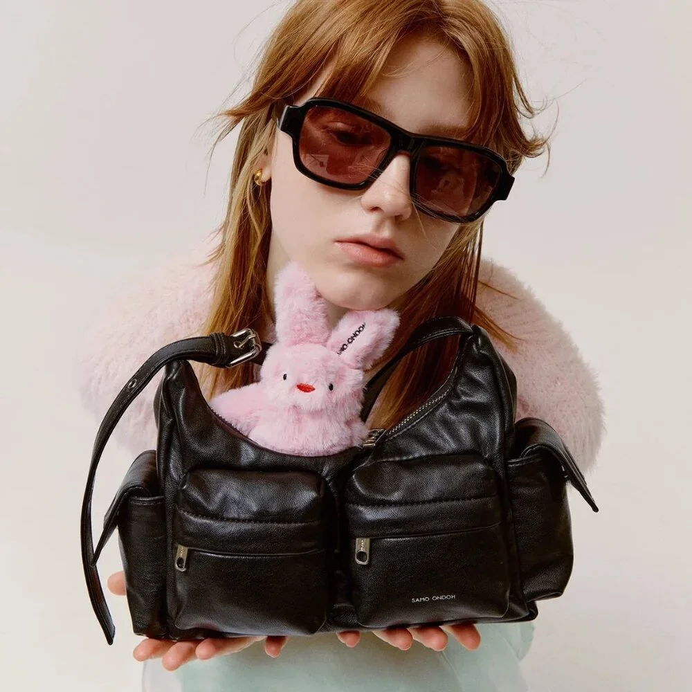 SAMO ONDOH Pocket Mug Bag M (Nappa Black) - Picture 6 of 9